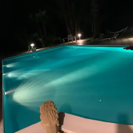 ヴィラ Luxury Con Piscina *