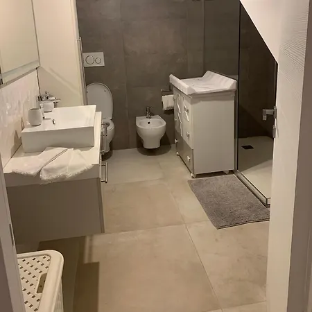 빌라 Luxury Con Piscina 미사니아